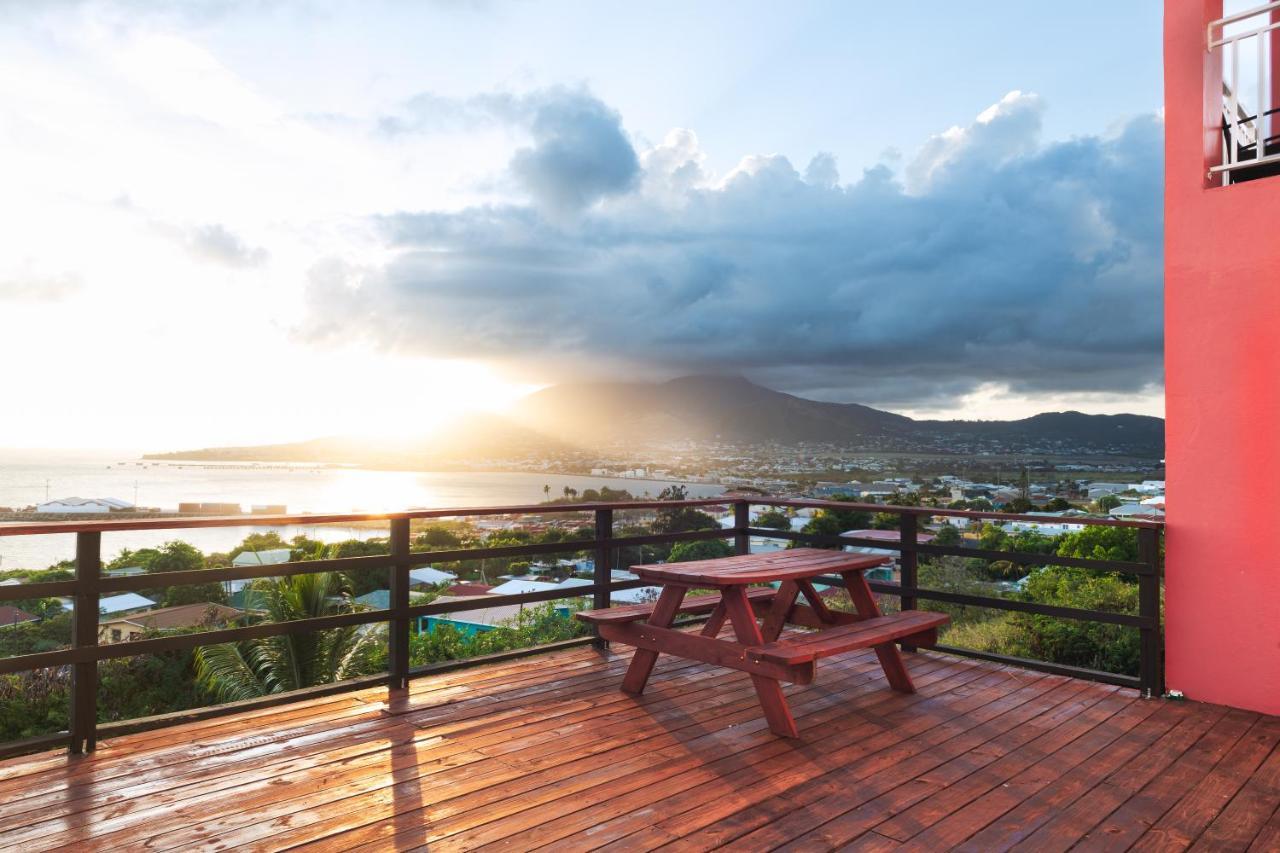 La Vue De Basseterre Apartments - Luxury In Bird Rock Exteriér fotografie